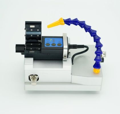 Thermo-Mantel-Faserabisolierer für Einzel- und Bandfasern mit 80 % reduzierter Abisolierkraft